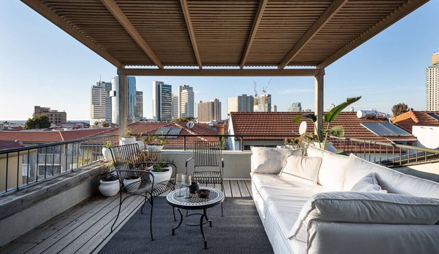 The Gem of Neve Tzedek Stylish Home