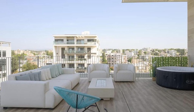 The most special 4-BDR penthouse in the Krayot
