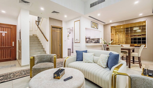 The Urban Retreat Elegant 3BR Townhouse