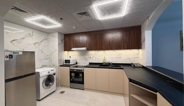 Tremendous 2-bedroom apartment with AC in vibrant Dubai