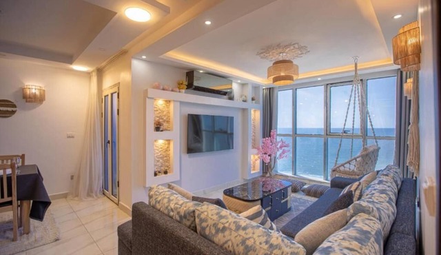 Two-Bedroom Apartment - Panoramic Sea View with Terrace in Alexandria