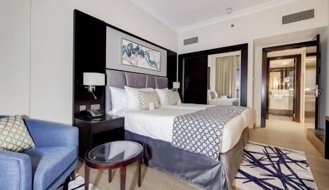 Two Bedroom Apartment Elite Sea view