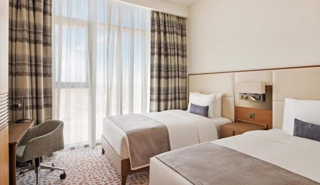 Two Bedroom Suite Near Al Maktoum Airport Ab
