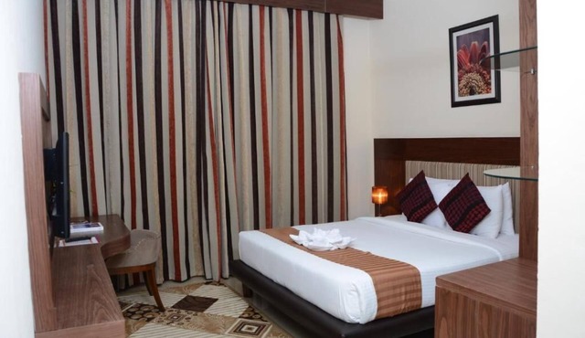 Two Bedroom Suite Near Expo Centre Sharjah