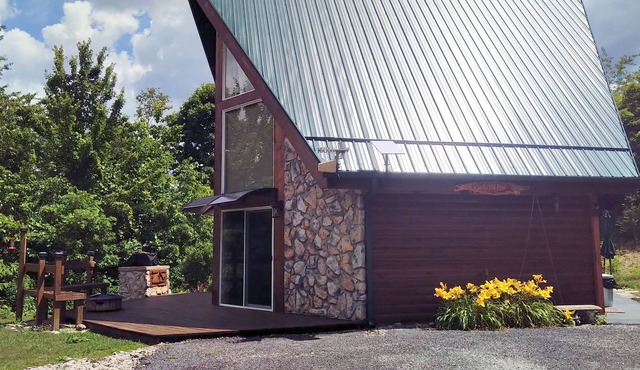 Unique & Cozy A-Frame Retreat in the Hocking Hills in Laurelville