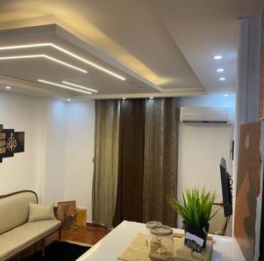 unique studio with 2 ACs & Free Wi-Fi by the sea and Hilton Hotel in Alexandria in Alexandria