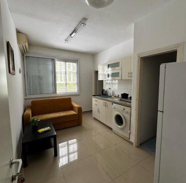 Urban Serenity 4 rooms, 2 Bath