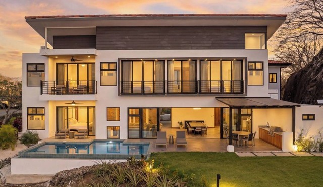 Villa Rose | Ocean & Mountain Views, 6 Suites