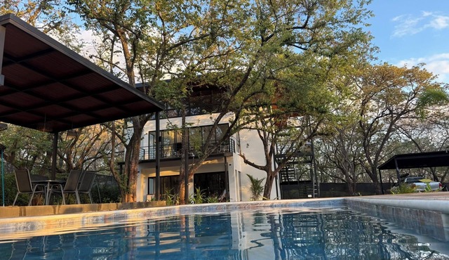 Villas Marboleda – Tropical Oasis w/Saltwater Pool Near Playa Negra Surf