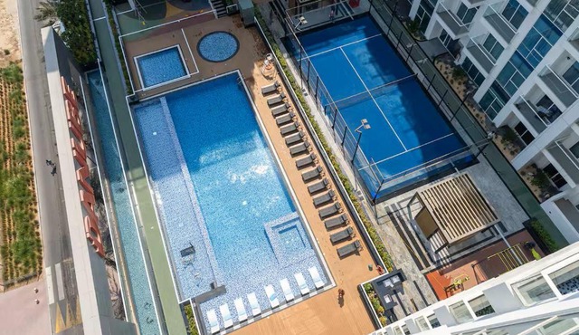 Vogue Vacation Homes, Al Furjan Pearlz by Danube near Ibn Battuta Mall, One Bedroom Apartment with Terrace and vibrant community view, Access to all Amenities, Walkable to Al Furjan Metro Station