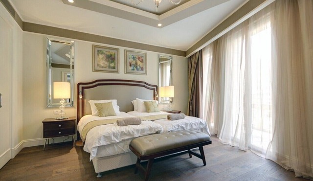 ⚜WALDORF ASTORIA⚜ King Suite ⚜Luxury 1 BR+ balcony