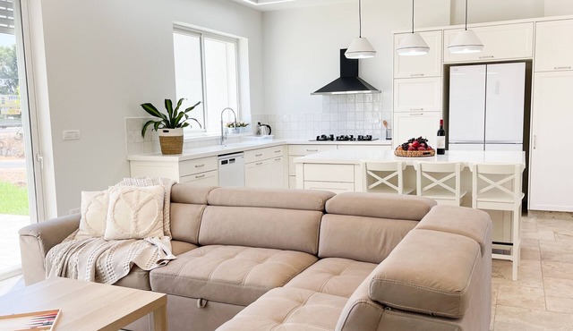 White Villa near Kayaks and Jordan river