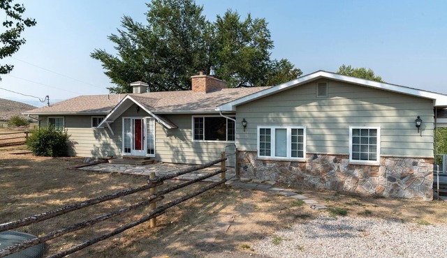 Wind River Place- Mountain views, Spring Season! in Lander