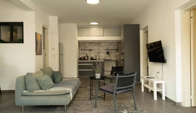 Yishcon Luxury Apartment By Nimizz