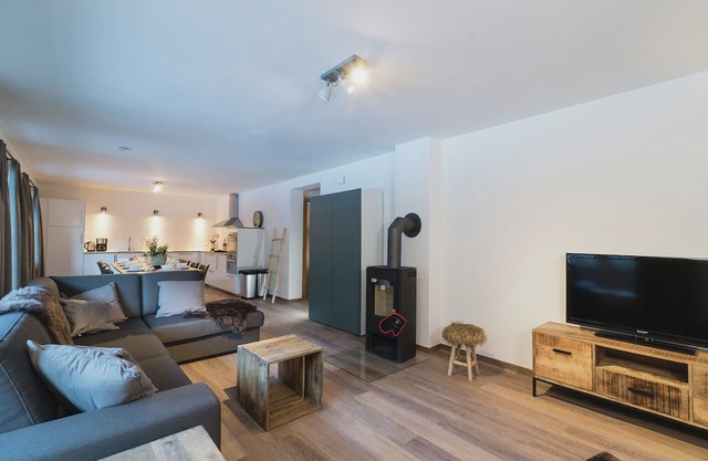 Quaint Chalet in Saalbach-Hinterglemm with Private Sauna in SAALBACH HINTERGLEMM