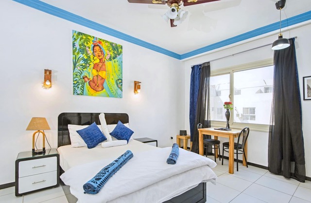 Rare New Marina Hotspot ★ Fast Free WIFI ★ Pool ★ Kitchen | Sheraton Plaza 415 in Hurghada