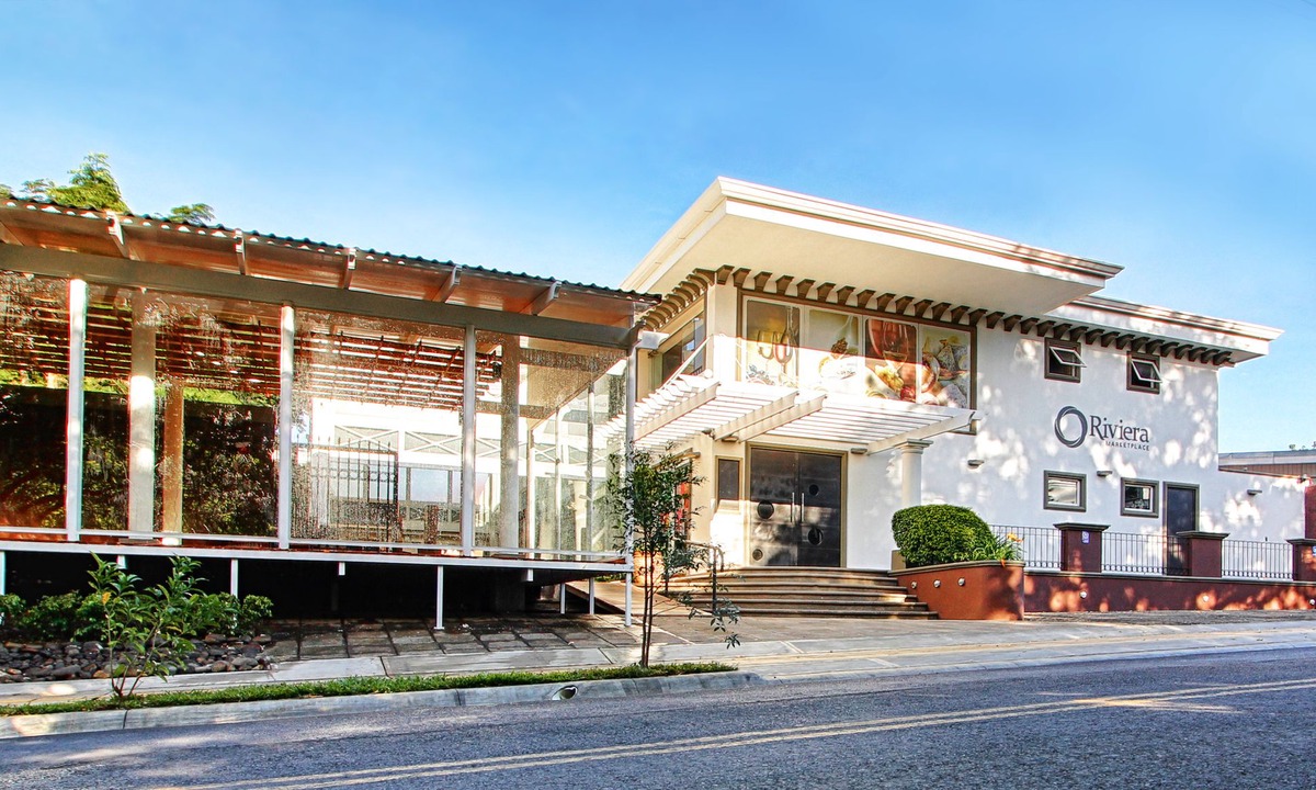 San Antonio de Belen Hotel | La Riviera Hotel