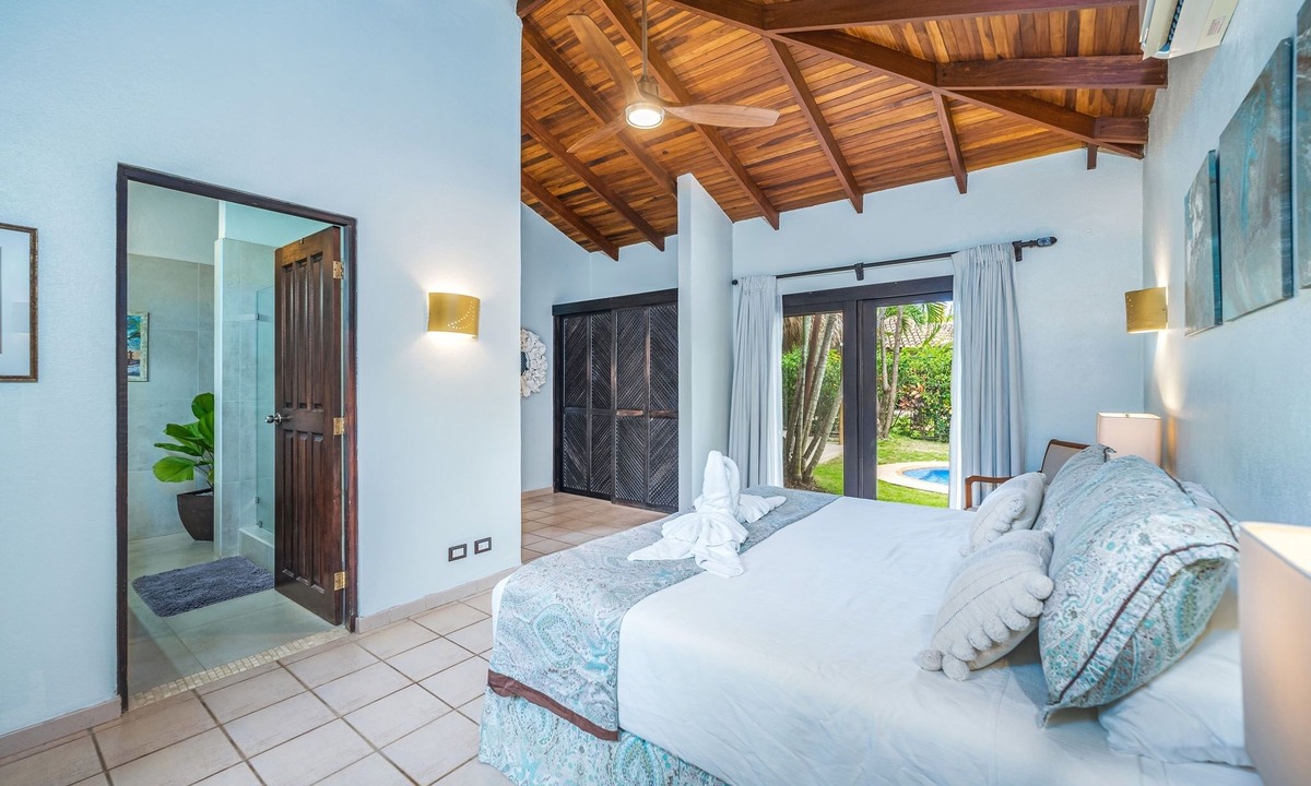 Playa Langosta Villa | Tropical Retreat - Private Pool, Steps To Beach 2 Bedroom Villa by RedAwning