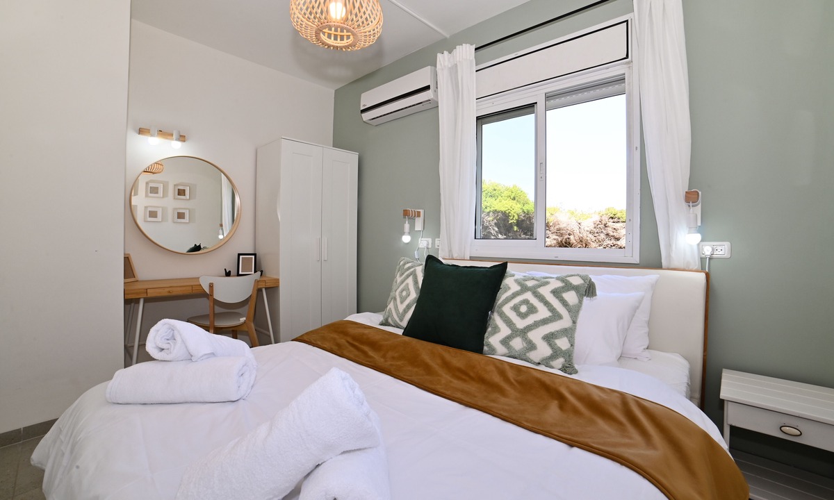 Emek Izrael Cottage | YalaRent Valley view Boutique cottages