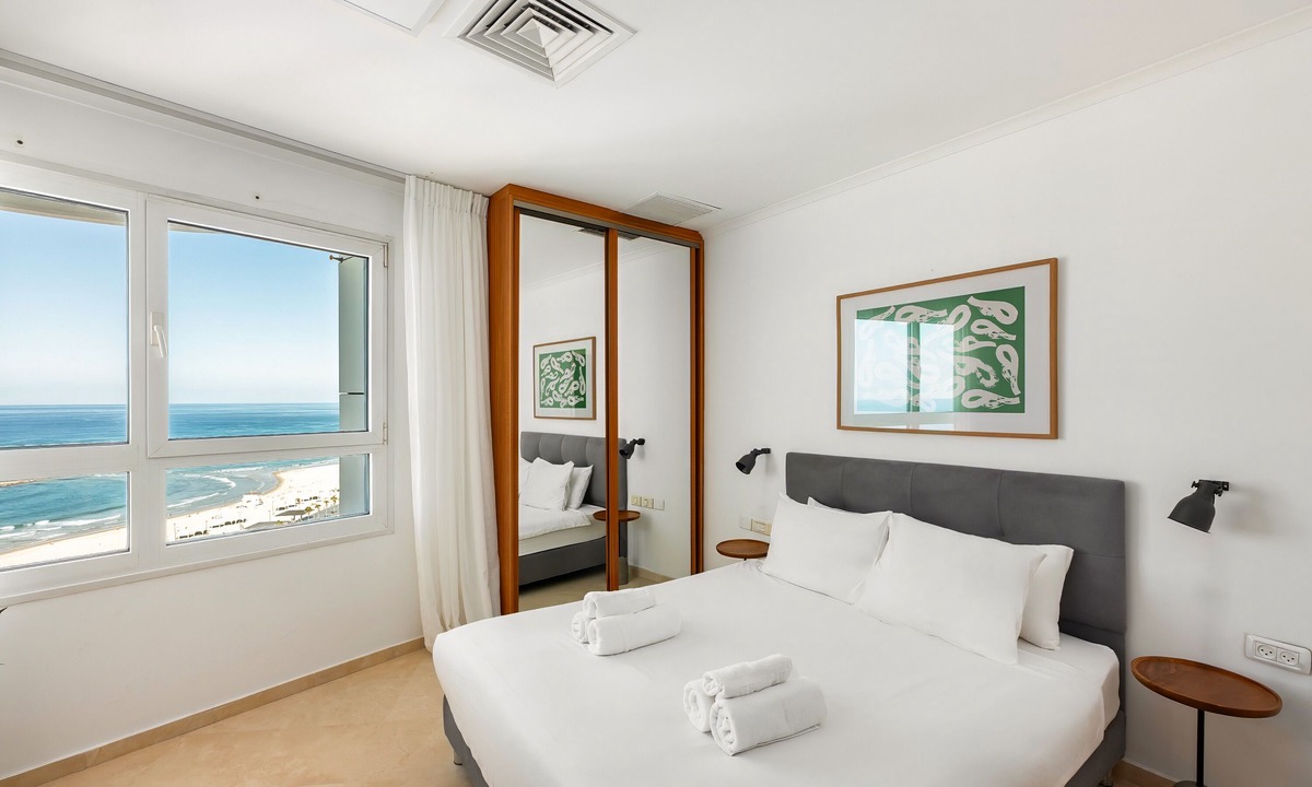 Tel Aviv Promenade Apartment | Full Sea View on The Beach With Balcony