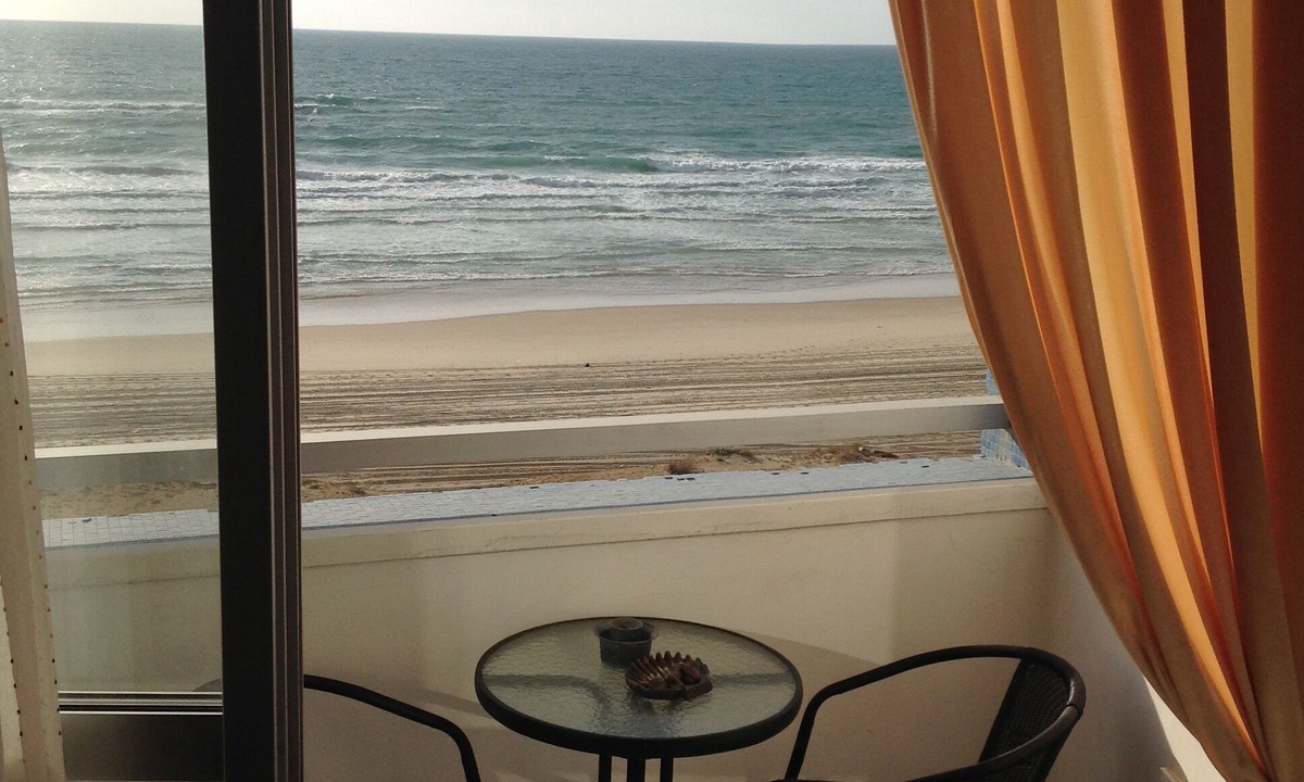 Bat Yam Apartment | The Perfect Sea View Apartment let you Enjoy the Facilities and Benefits of Livi