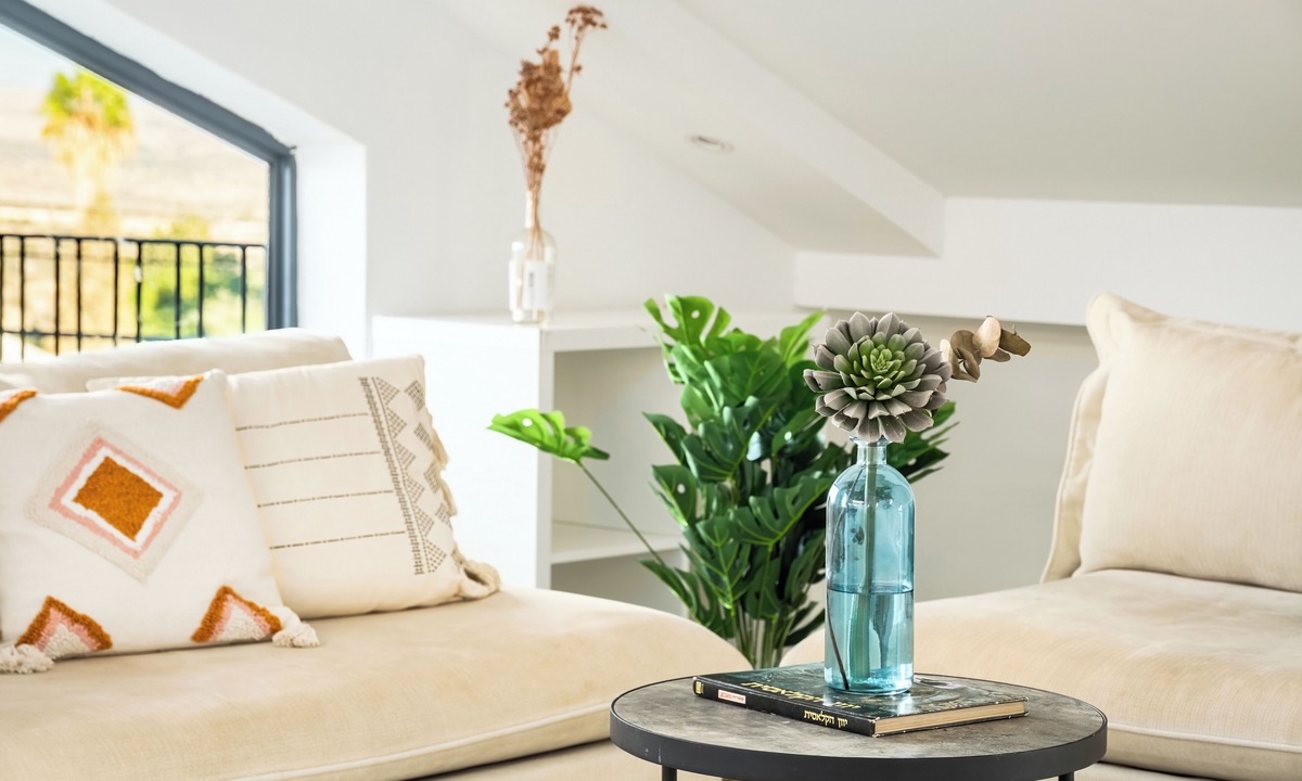 Vered Hagalil Apartment | MAMAD - Sunny Hilltop Hideaway by Sea N' Rent