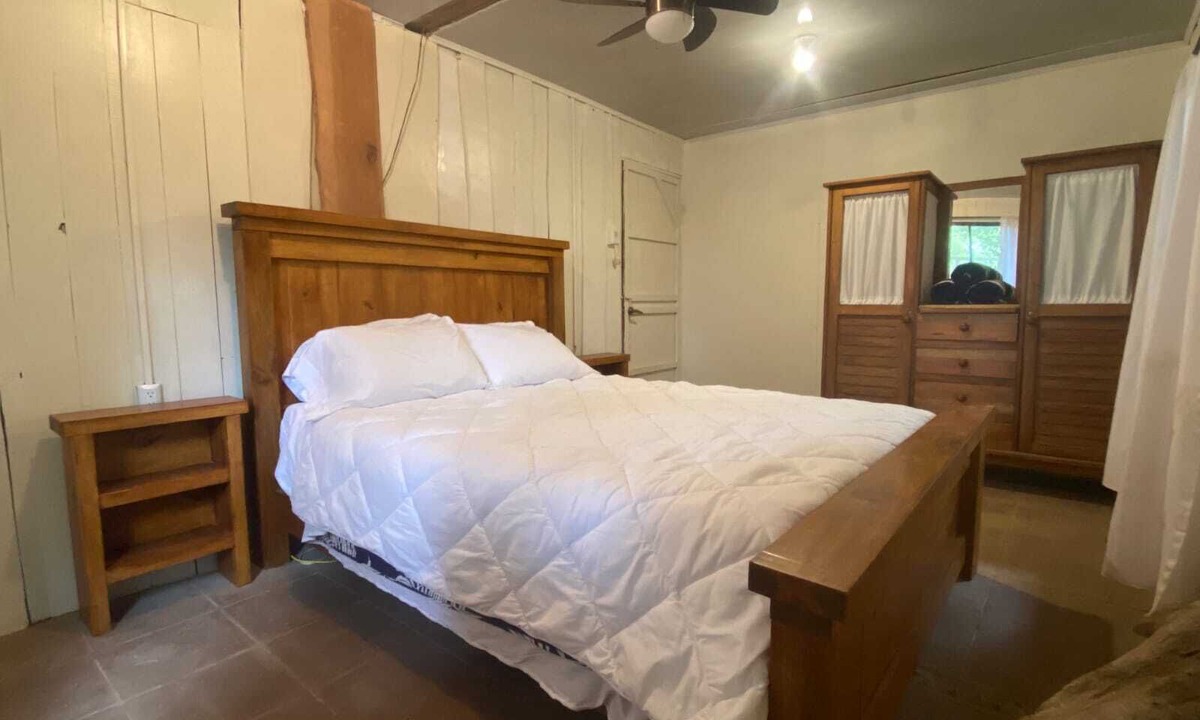 San Isidro de El General House | JUNGLE MOUNTAIN HOUSE - CLOSE TO BEACHES & WATERFALLS!