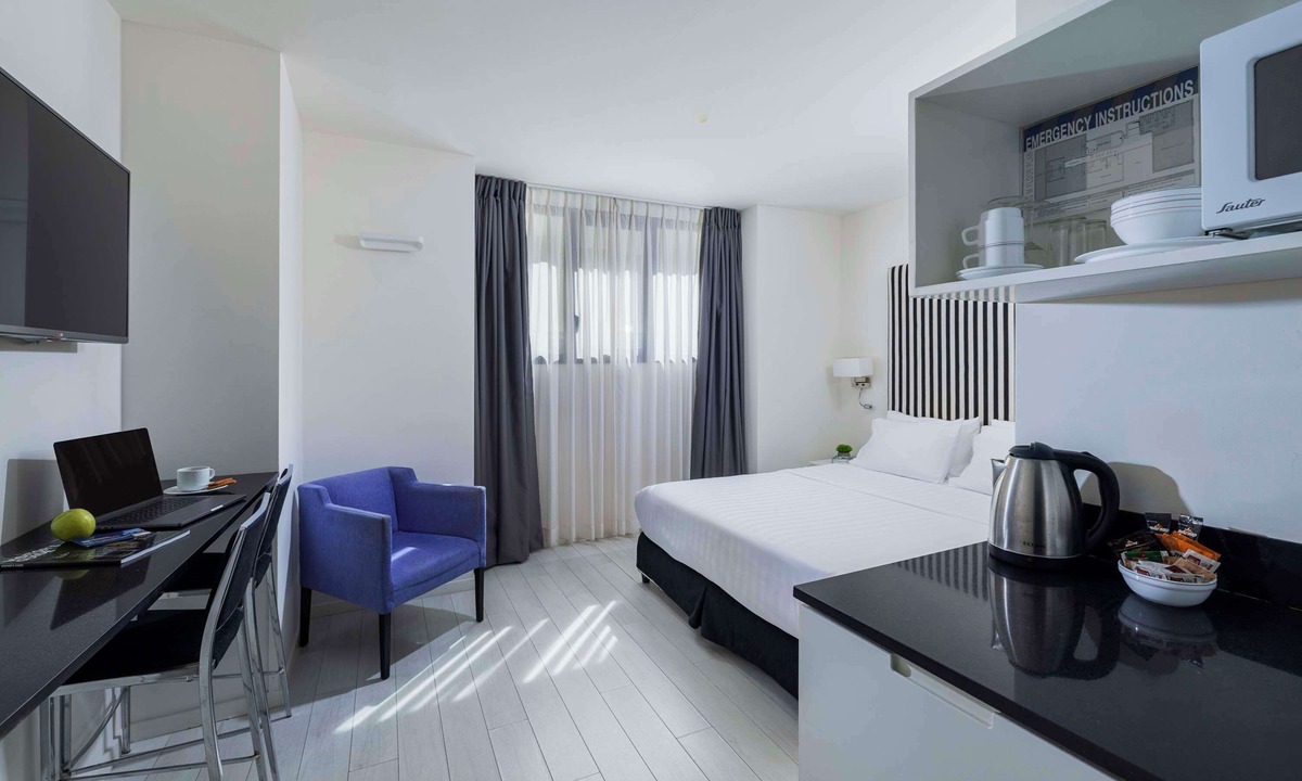 Tel Aviv Promenade Hotel | Best Western Regency Suites