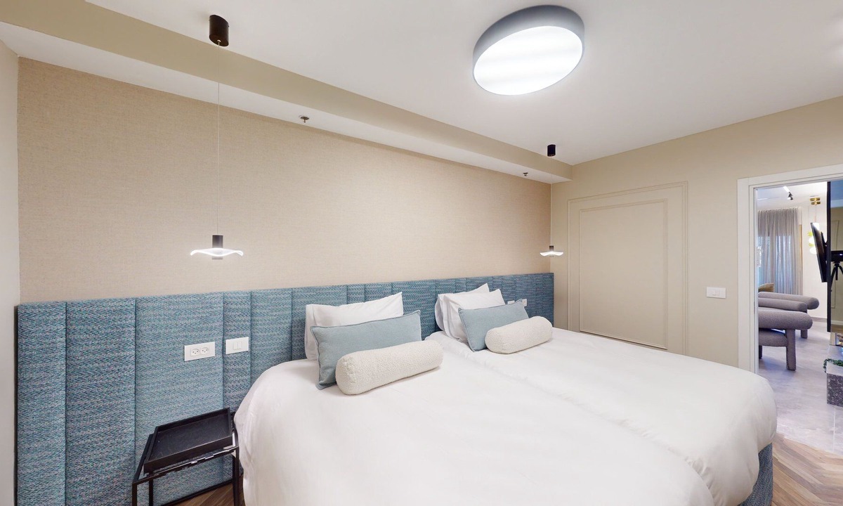 Mamilla Apartment | ♦KING DAVID RESIDENCES♦3 Bdrs♦3 Bths POOL/GYM/PARKING