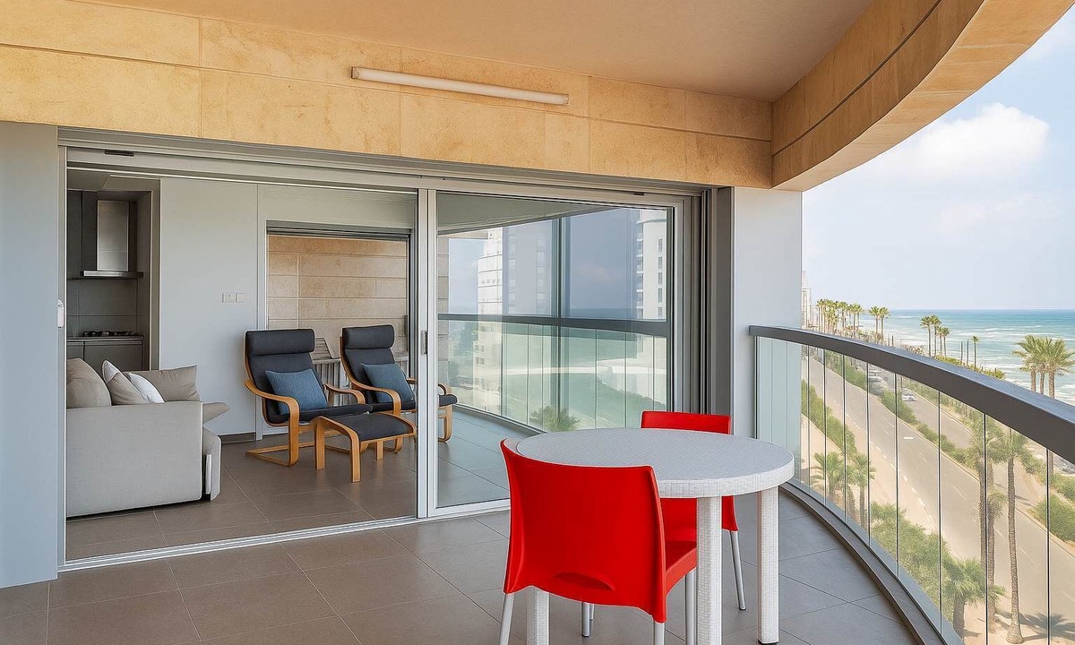 Bat Yam Apartment | Iconic Tower 3BR | Frontline Sea View | Mamad