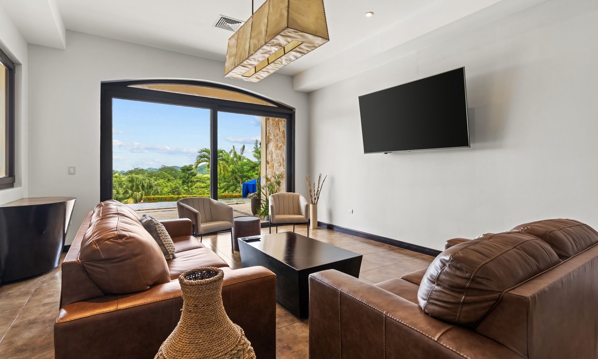 Coco Villa | Exclusive 8-BR Ocean-View Villa for Groups & Weddings – With Custom Meal Plans