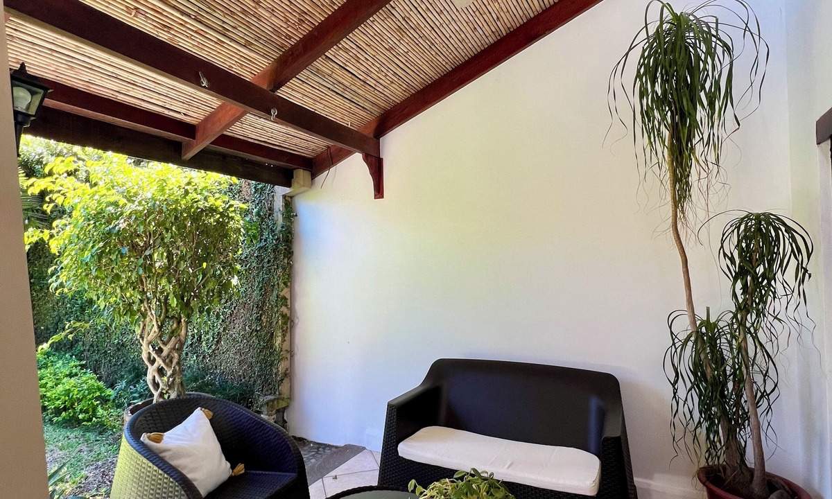Santa Ana Condo | Phenomenal 5-bedroom Family Condo with A/C in Santa Ana