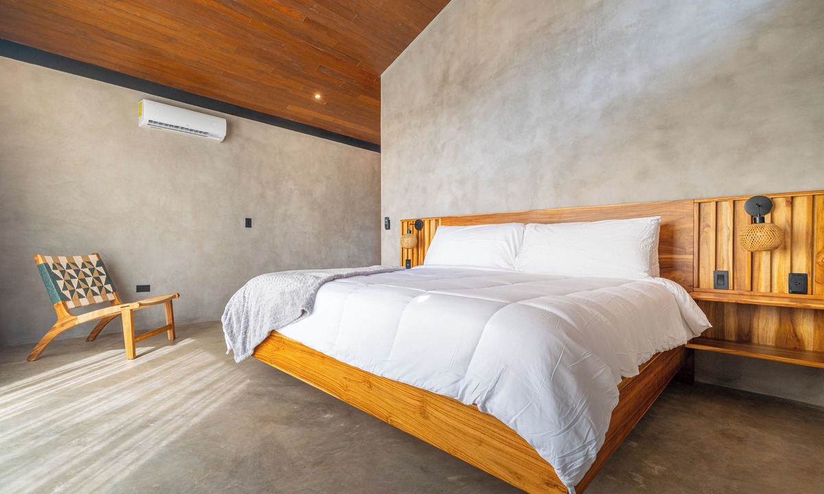 Ciudad Cortes Villa | Deluxe 4-bedroom Villa in charming Ojochal with Private Pool