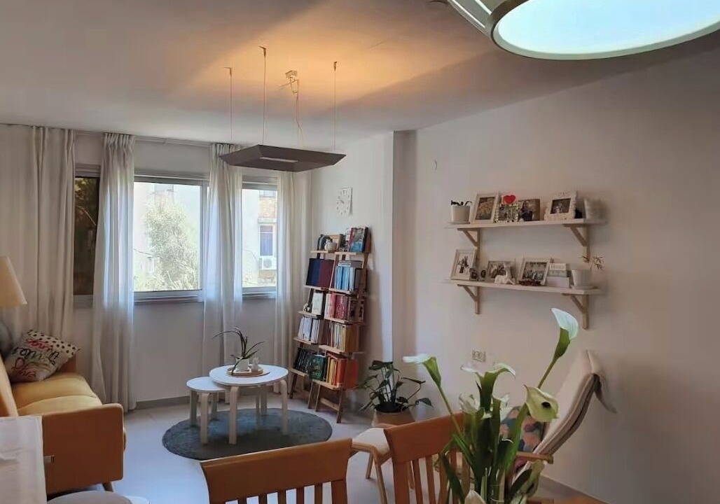 Tel Aviv Apartment | Tranquil 1-bedroom apartment with AC in vibrant Tel Aviv-Yafo