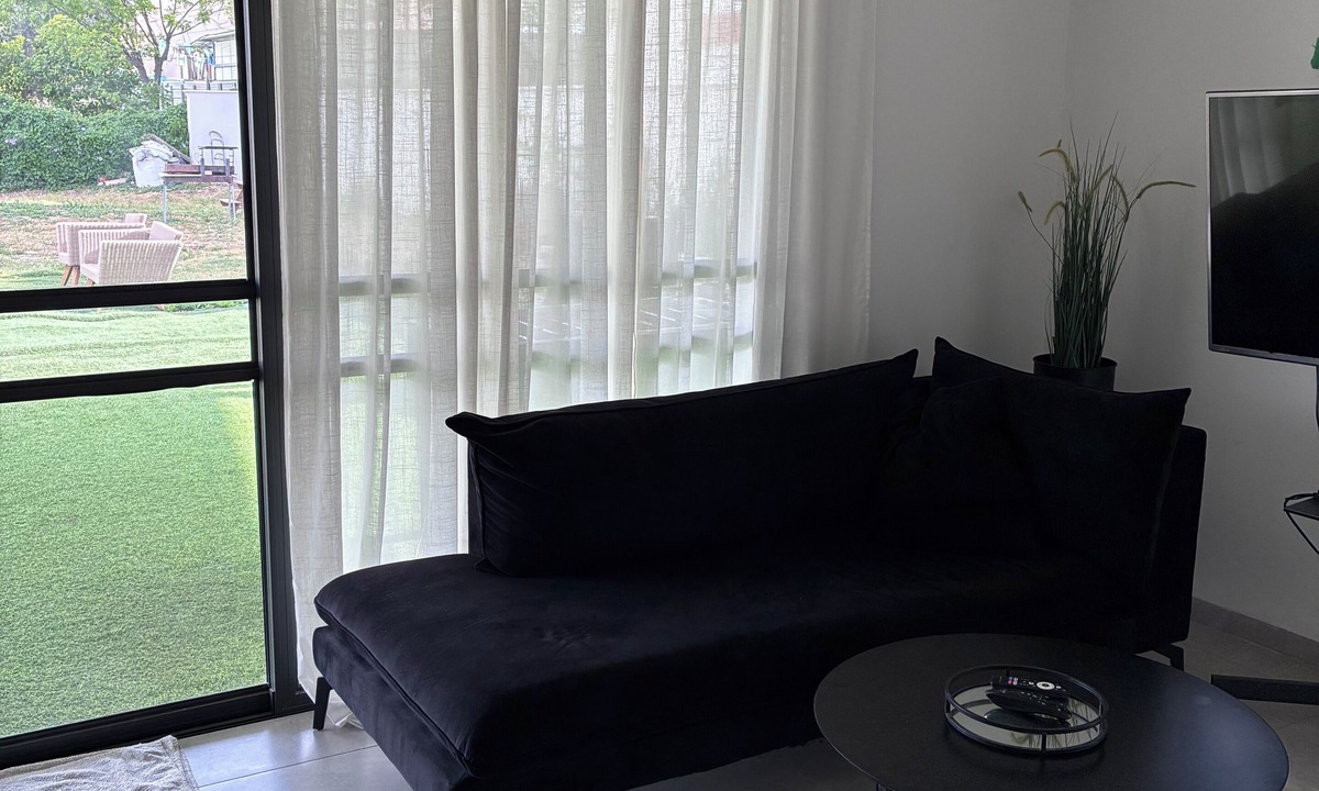 Kiryat Ata Apartment | Wonderful 1-bedroom apartment with AC in charming Kiryat Ata