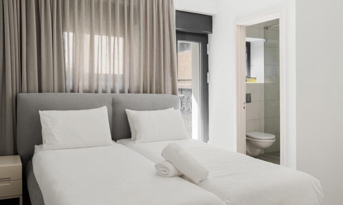 Mamilla Apartment | Chic 10 Keren Hayesod