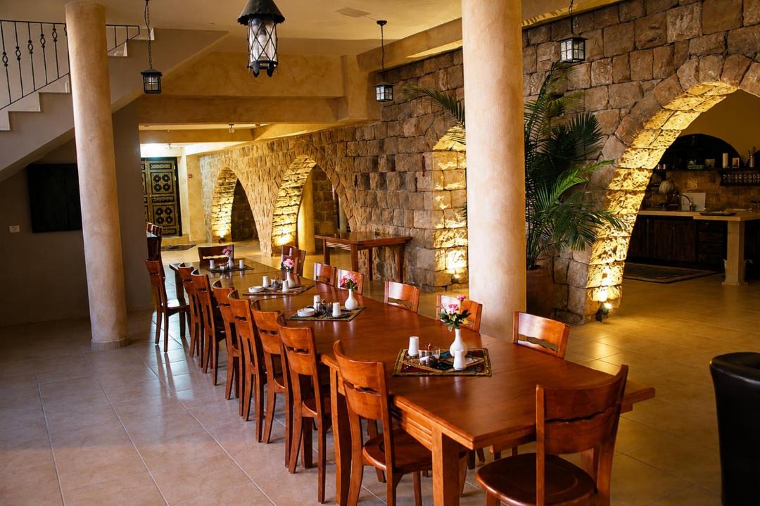 Ein Al-Asad Apartment | אחוזת מצפה שני הימים-וילת 7 חדרים עם בריכה מחוממת וג'קוזי ספא