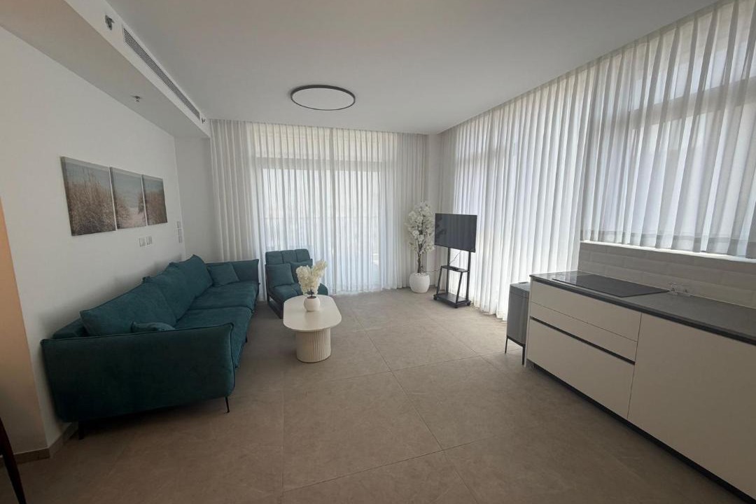 Netanya Apartment | פנינת הים בנתניה - דירות מהממות עם ממ"ד וג'קוזי פרטי במרפסת בבניין חדש