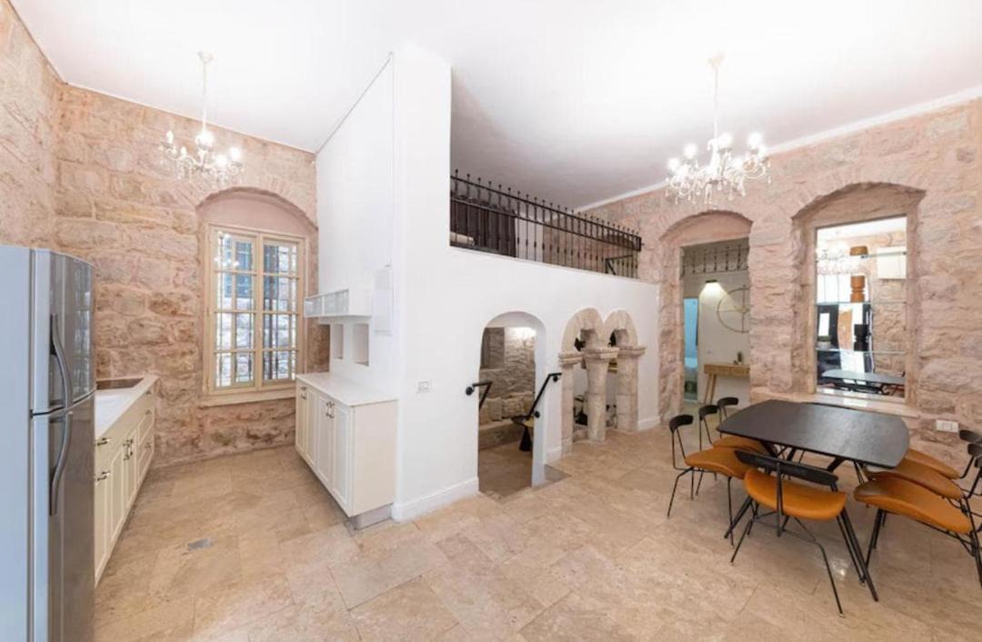 Jerusalem City Centre Apartment | Charming Heritage 1 and a half bedroom