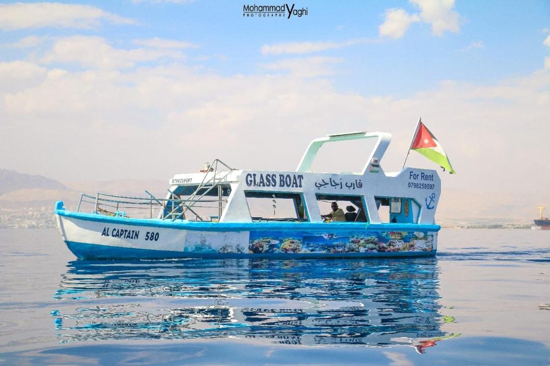Aqaba Boat Rental | قارب الكابتن