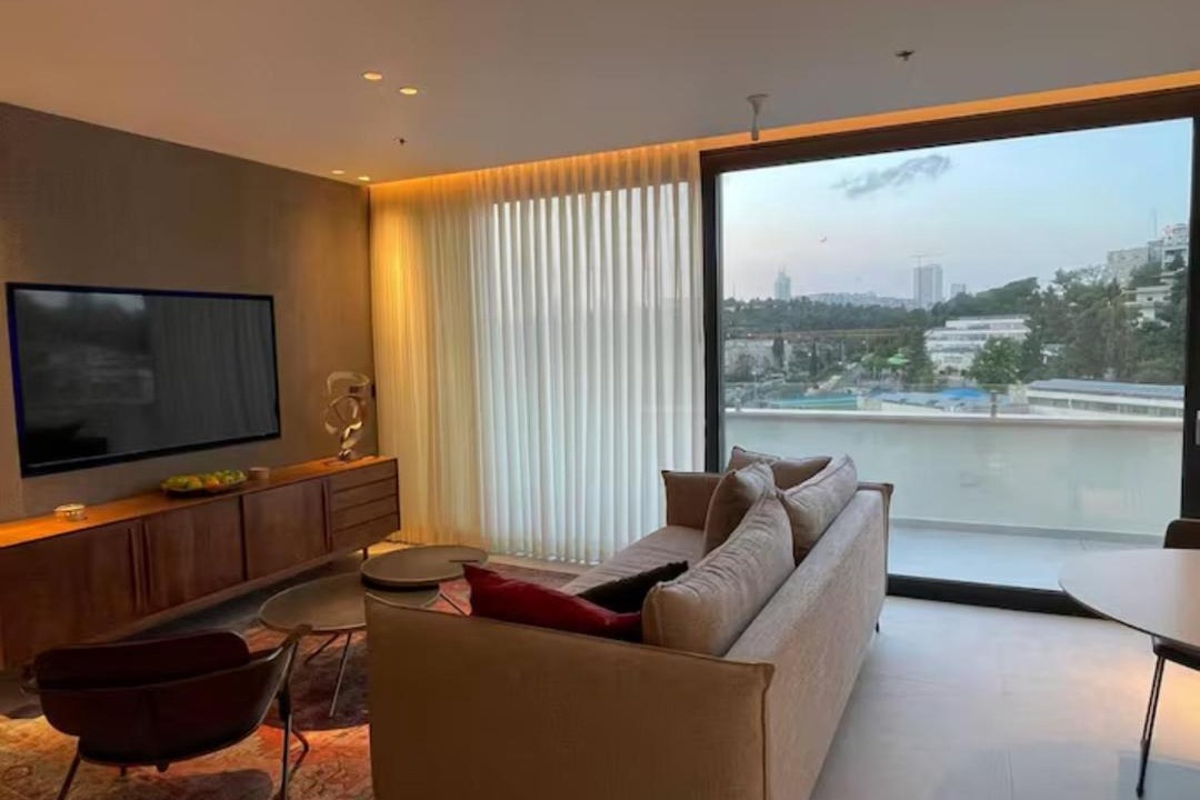 Katamon Apartment | Amazing 2Bdrm penthouse in JLM with balcony and view - פנטהאוז ירושלים