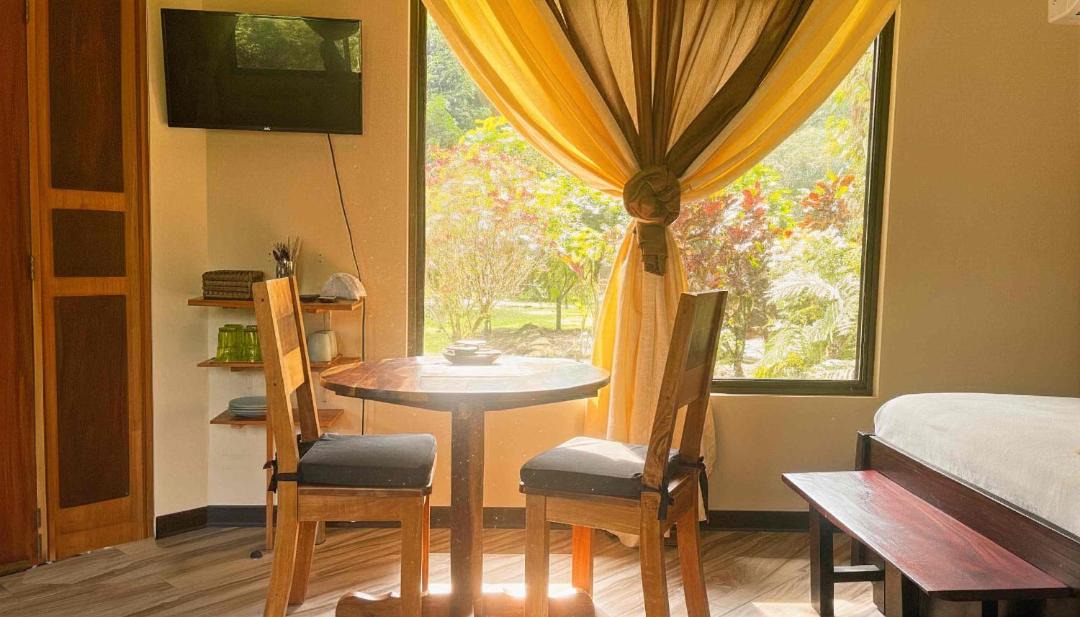 Bijagua Bed & Breakfast | Mei Tai Cacao Lodge