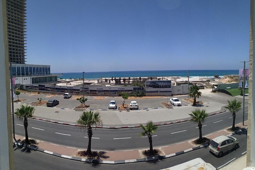 Bat Yam Apartment | Beachfront Studio Apartment Bat Yam 412