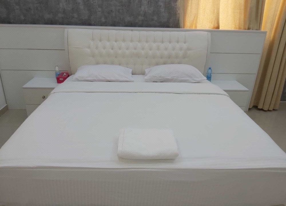 Photo of Bedroom in Al Ghubrah Ash Shamaliyyah