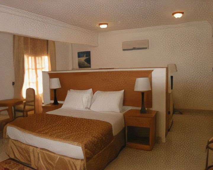 Photo of Bedroom in Al Ghubrah Ash Shamaliyyah