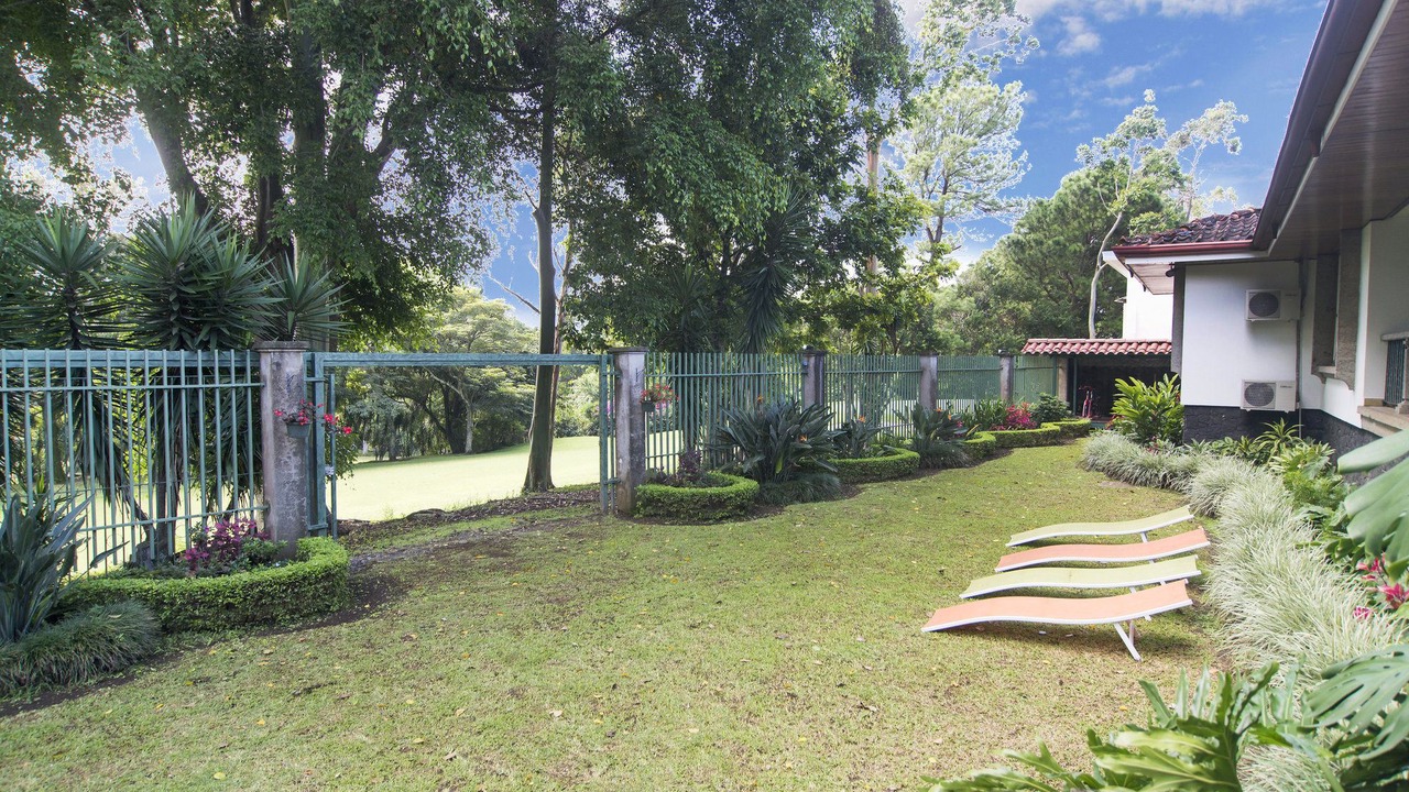 Photo of Buildings in Ciudad Cariari
