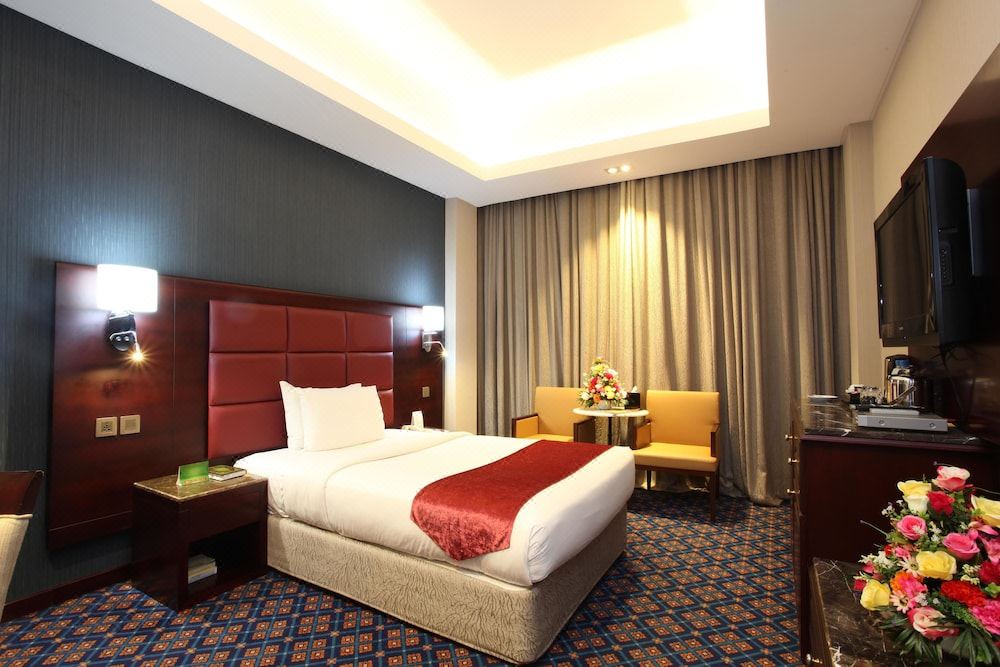 Photo of Bedroom in Qurm