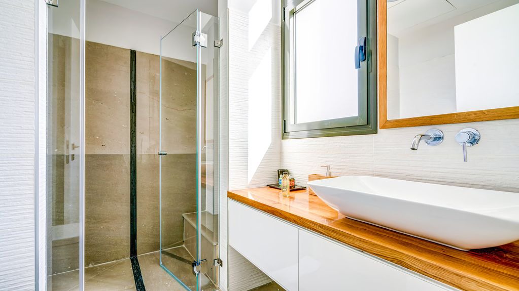 Photo of Bathroom in Kerem HaTeimanim