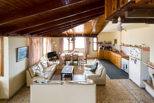 Photo of Livingroom in Nazareth