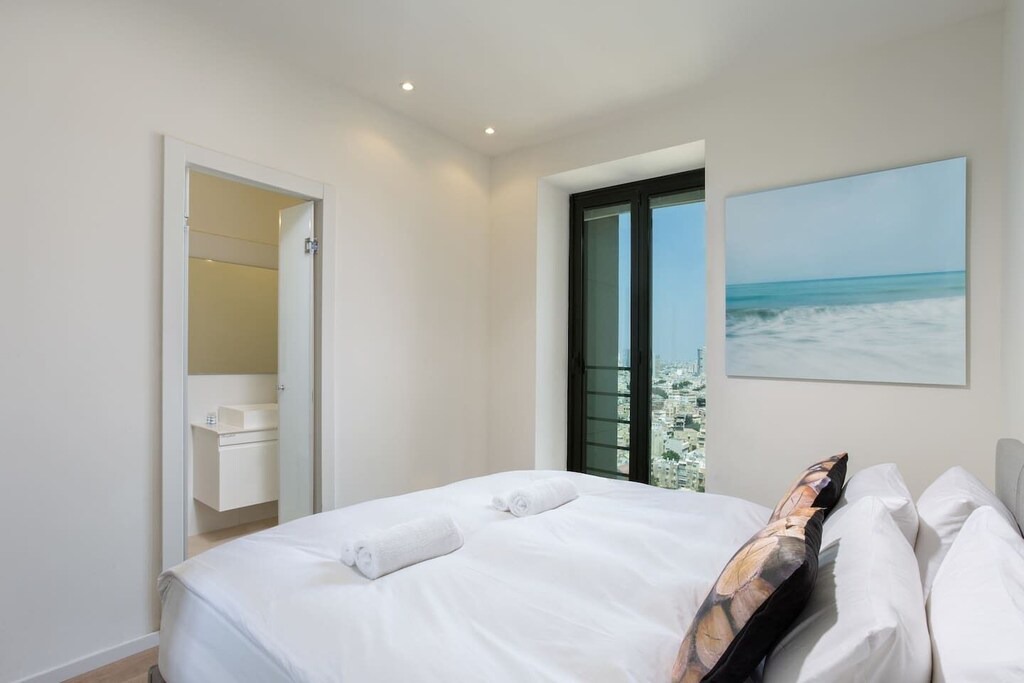 Photo of Bedroom in Tel Aviv City Center